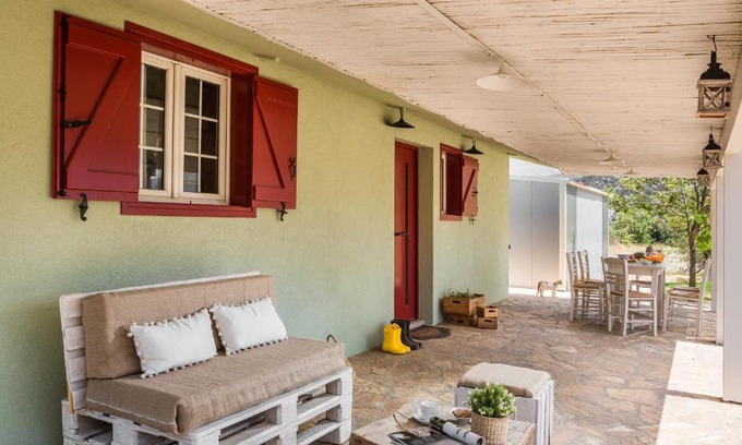Kefalonia Casa | THE OLIVE TREE COTTAGE