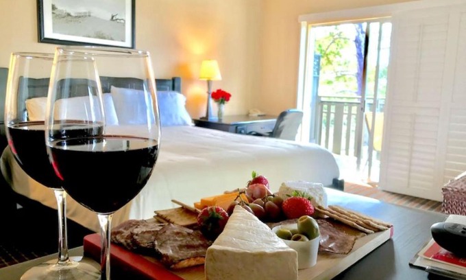 Pacific Grove Cabina | The Olympia Lodge