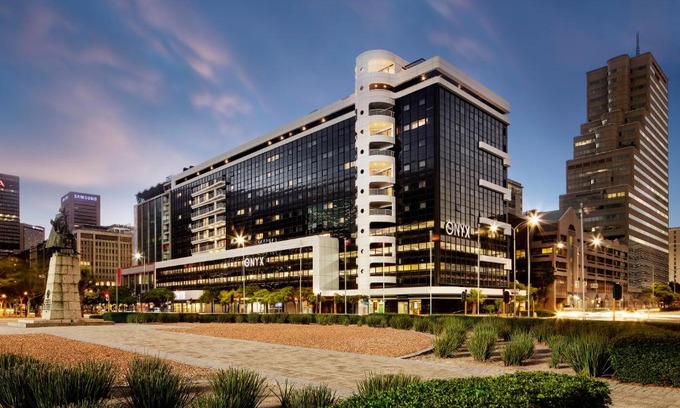 Cape Town City Centre Hotel | The Onyx Apartment Hotel by NEWMARK