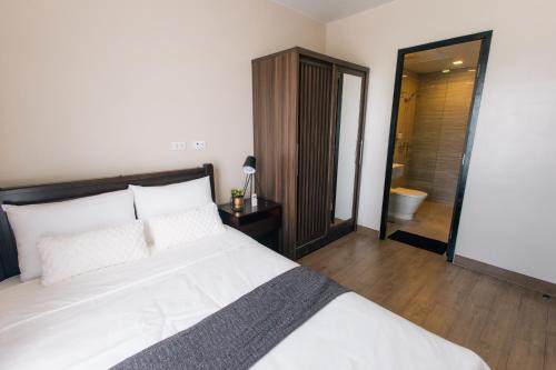 Bacolod Apartamento | The Onyx at One Regis Upper Penthouse flat