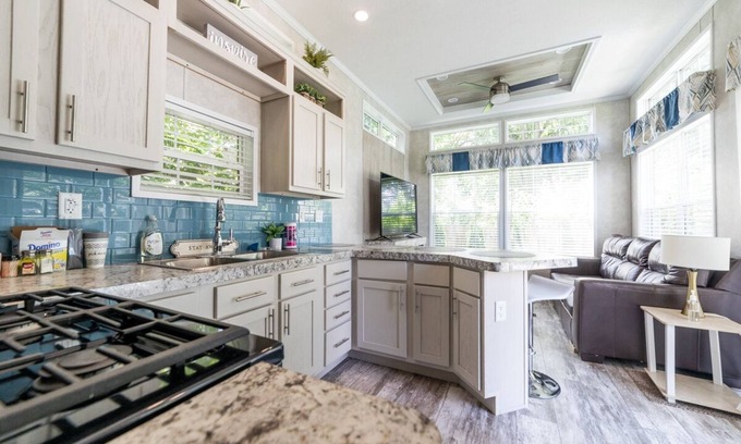 Indianapolis Casa | The Onyx Tiny House
