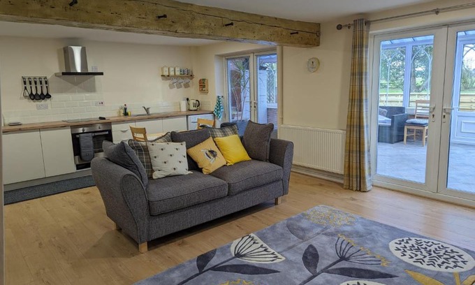 Louth Casa | The Orangery