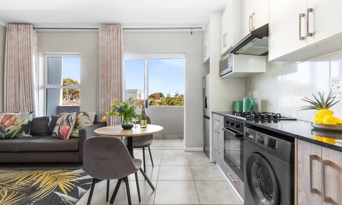 Bloubergstrand Apartamento | The Orion 18 - One Bedroom Apartment, Sleeps 2