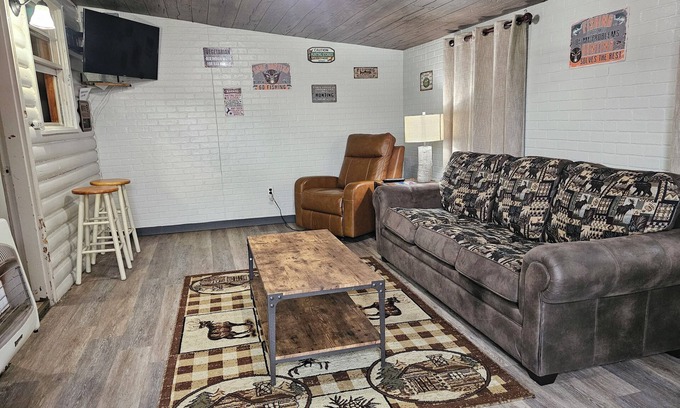 Hillsboro Cabina | The Outdoorsman