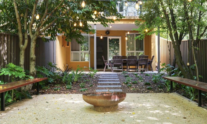 Bright Villa | THE OUTTA TOWNER : Bright