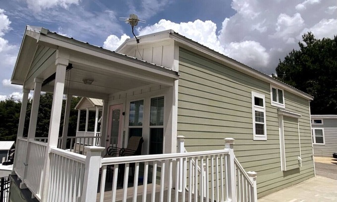 Sherrills Ford Casa | The Overlook - A Tiny Home In Sherrills Ford