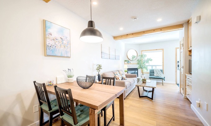 Harvie Heights Casa | The overlook stay | Free parking｜35
