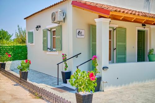 Termenades Casa | The Owl's House