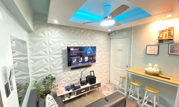 Valenzuela Apartamento | The PAD Staycation 2BR Condo with PS4, Netflix, WIFI