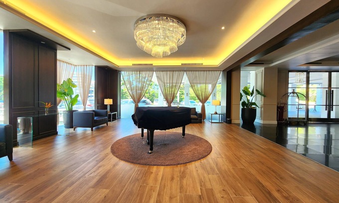 Downtown Kota Kinabalu Hotel | The Palace Hotel Kota Kinabalu