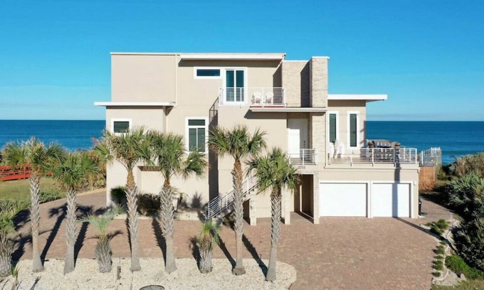 Beverly Beach Casa | The Palazzo Del Mar - ocean front oasis, private pool, hot tub, private beach access!