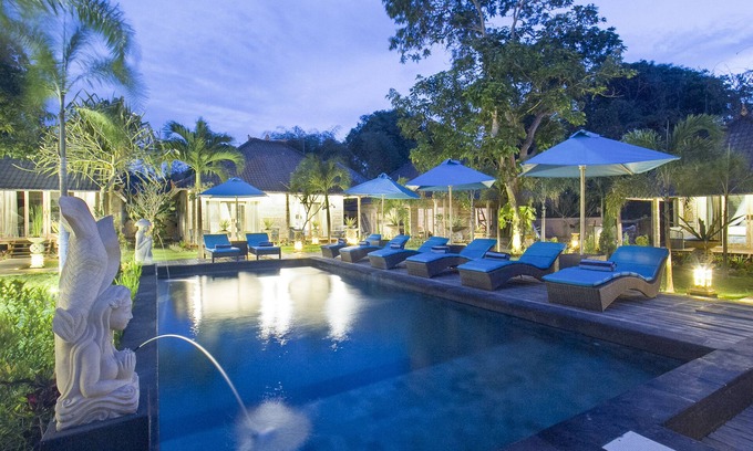 Mushroom Bay Hotel | The Palm Grove