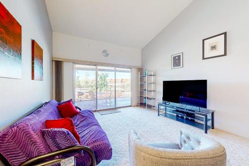Desert Shores Apartamento | The Palm Searcher, Unit 344