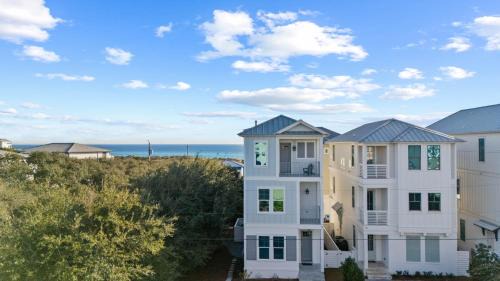 Inlet Beach Casa | The Palmetto Blue by AvantStay Steps to Beach Ocean Views