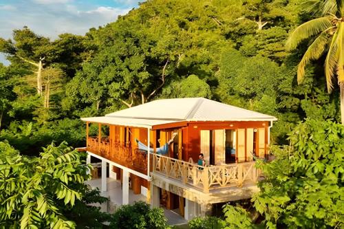 Providencia Casa | The Palms at Kitty Wharf – A Luxury Eco-Lodge in the Heart of Providencia