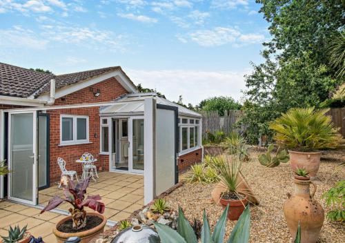 Postwick with Witton Casa | The Palms