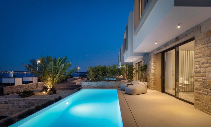 Tkon Villa | The Palms Resort - Villa Beach III