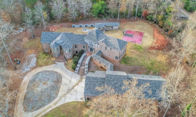 Stockbridge Villa | The Panola Mansion | Indoor Pool + Pavilion