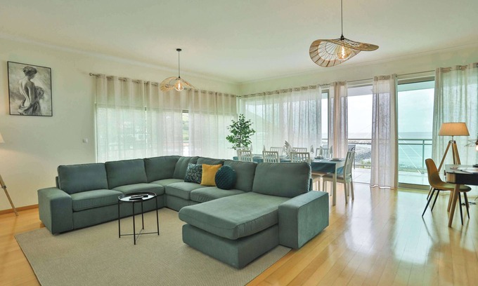 Machico Apartamento | The Panoramic View Suites