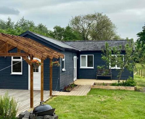 Felton Casa | The Panthouse Lodge