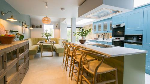 Beaumaris Casa | The Papered House