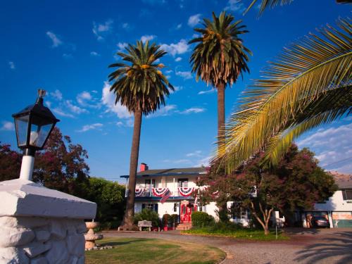 Lemon Cove Cama Y Desayuno | The Parks Inn