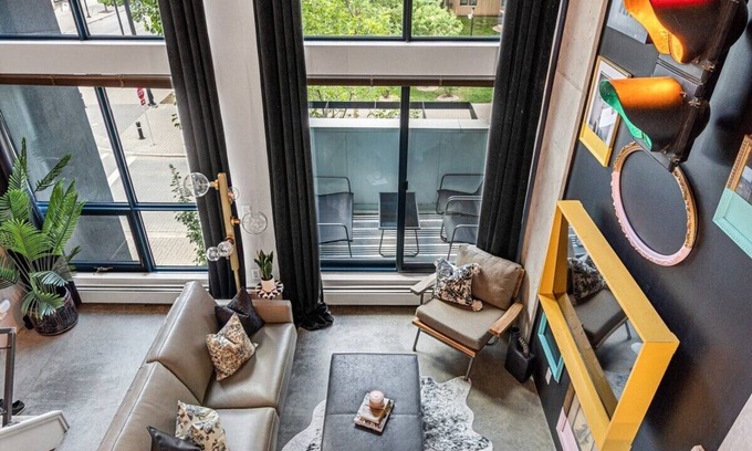 East Village Condominio | The Pastel | Perfect for Longer Stays | 30 Day Min
