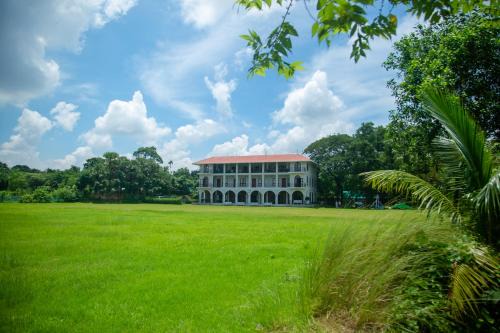 Nalkura Casa | The Pavilion at Riverside Park