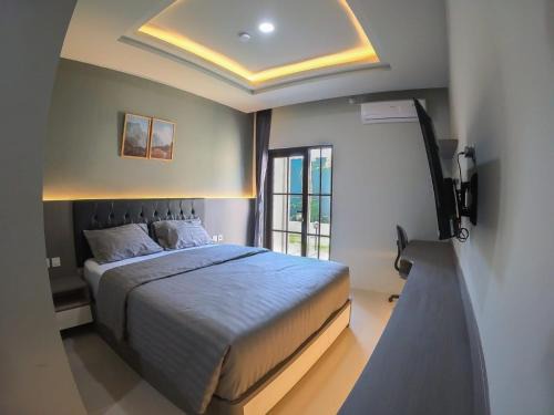 West Cirebon Hotel | The Pavilion