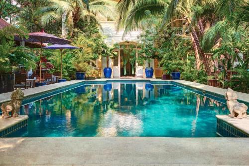 Daun Penh Hotel | The Pavilion