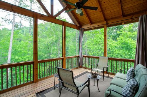 Townsend Casa | The Peaceful Perch Fireplace Community Amenities