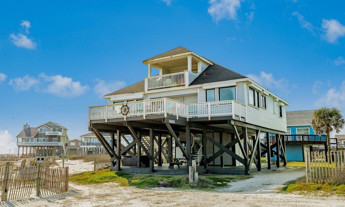 Spanish Grant Casa | The Pearl - beachfront villa with wraparound deck, hot tub, & Gulf views