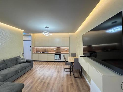 Mjull-Bathore Apartamento | The Pearl Estate