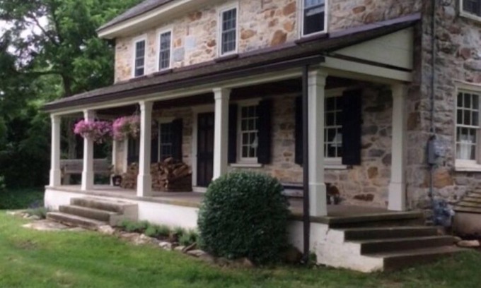 Wagontown Otro | The Pennsylvania Farmhouse