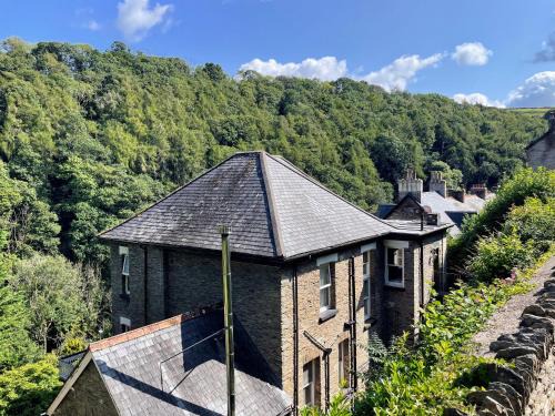 Lynton Casa | The Penthouse at Woodlands
