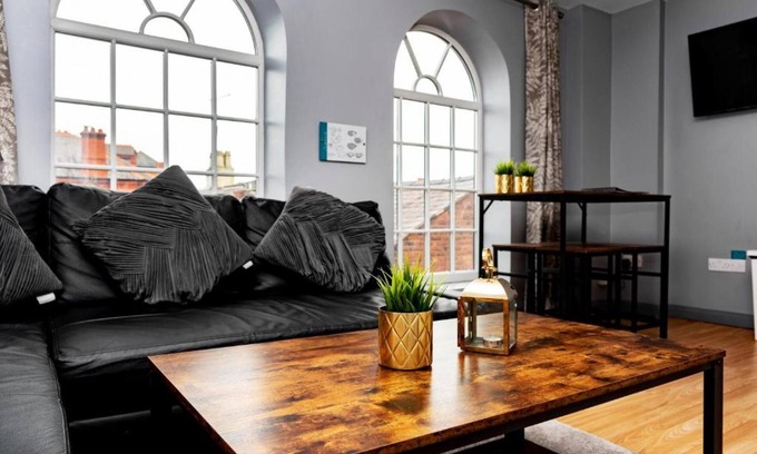 Wrexham Apartamento | The Penthouse Gathering Wrexham - Town Centre - Sleeps Up To 16