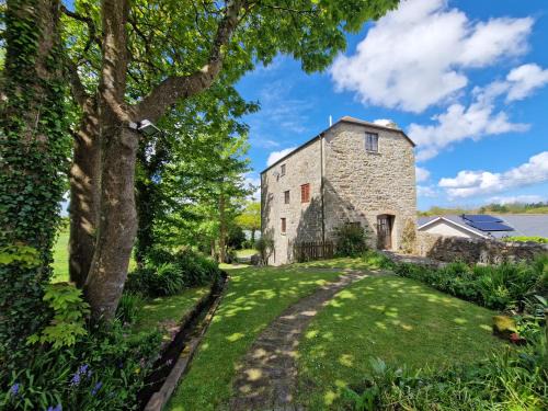 Camborne Apartamento | The Penthouse, top floor of a Grade II Listed Mill