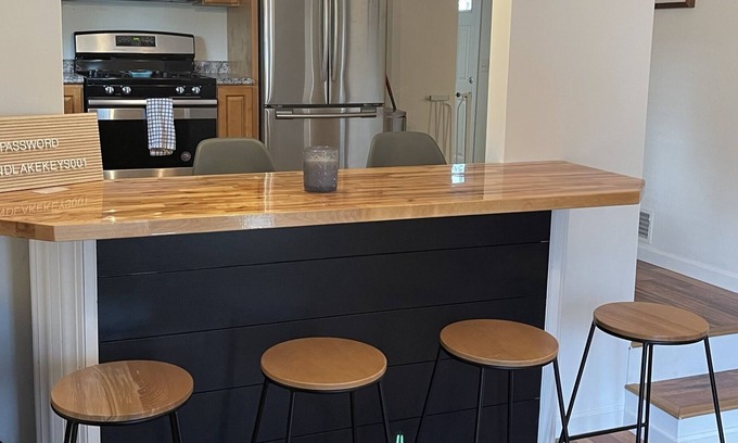 Onsted Cabaña | The Perfect Home at Sand Lake
