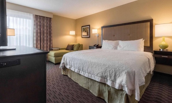 Meridian Casa | The Perfect Spot to Rest near Bonita Lakes Mall!-S