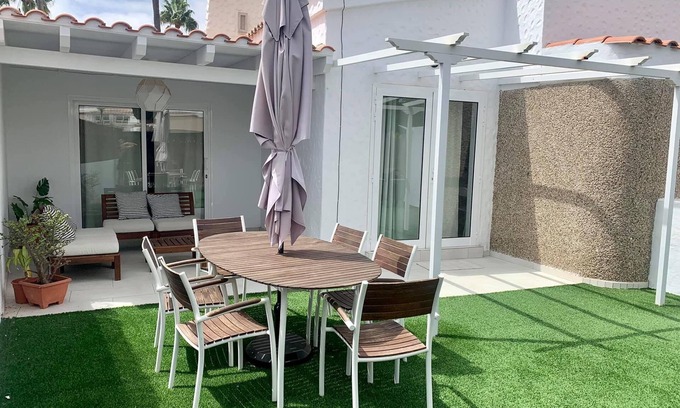 Maspalomas Casa | The perfect stay private garden