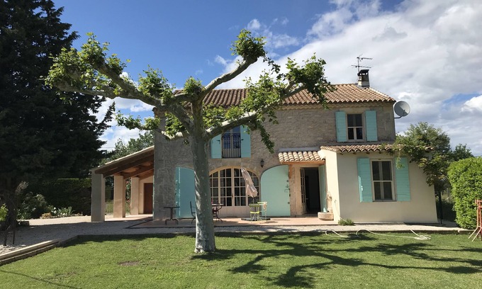Saint-Etienne-du-Gres Casa | El petit mas de marin