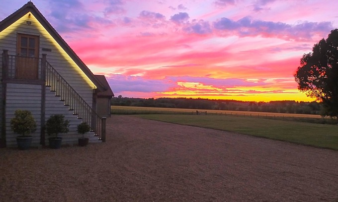 Wicklewood Cama Y Desayuno | The Pheasantry - Luxury Eco Retreat with breakfast