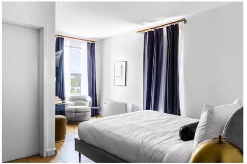 Bangor Apartamento | The Phenix Historic DTWN Hotel, Room # 310