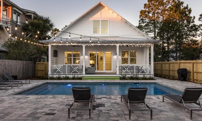 Village of Sugar Beach Casa | The Pickled Flamingo - Brand new in 2022, located in the heart of Seagrove Beach!