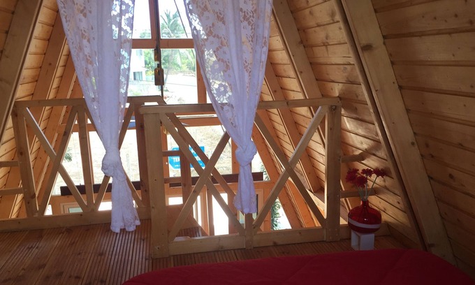 Kanathur Chalet De Esquí | The Pine Homes - Chalet: Utandi Beach ECR