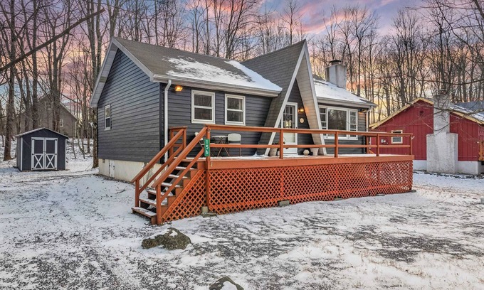 Pocono Lake Cabaña | The Pines Cozy Arrowhead Lake Escape With Pools and Outdoor Adventures