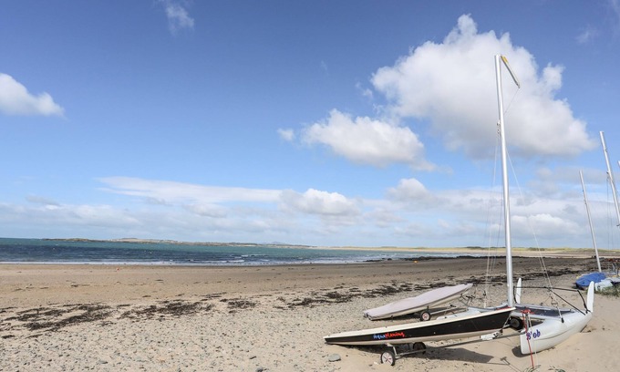 Rhosneigr Cabaña | The Pink House