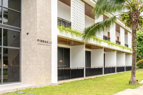 Kata Apartamento | The Pinnacle Katanoi
