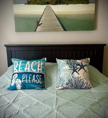 Clarksville Casa | The Pit Stop Clarksville Rest Easy