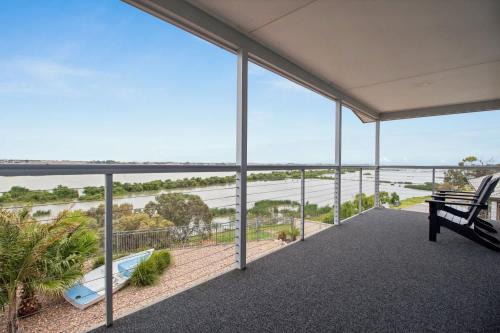 Seymour Casa | The Pit Stop Tailem Bend